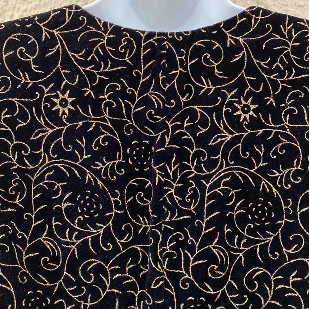 No Tags Glitter Pattern Velvet Vest - Picture 4 of 8